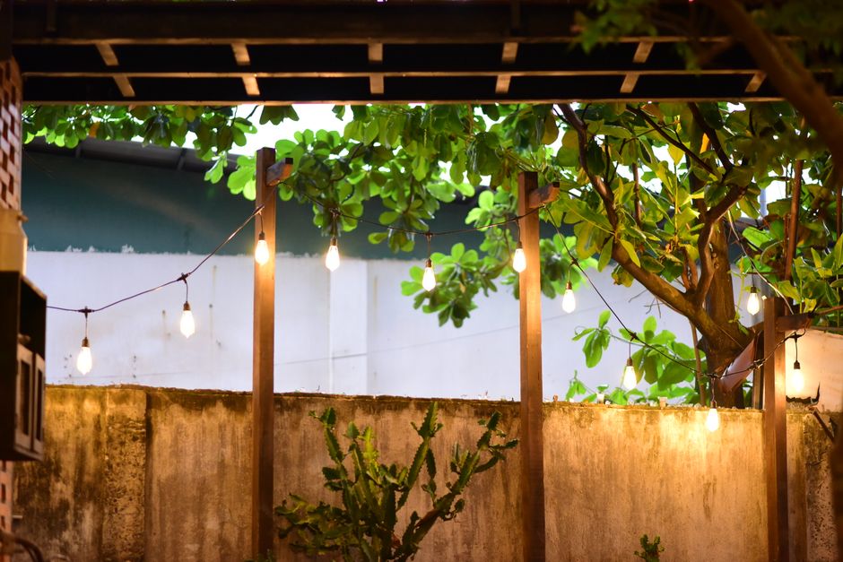 How Do I Light a Patio and Garden Without Glare?